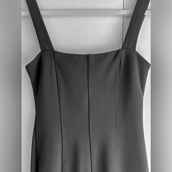 🚨4/$10🚨H&M Seamed Black Bodycon Dress - Picture 6 of 7